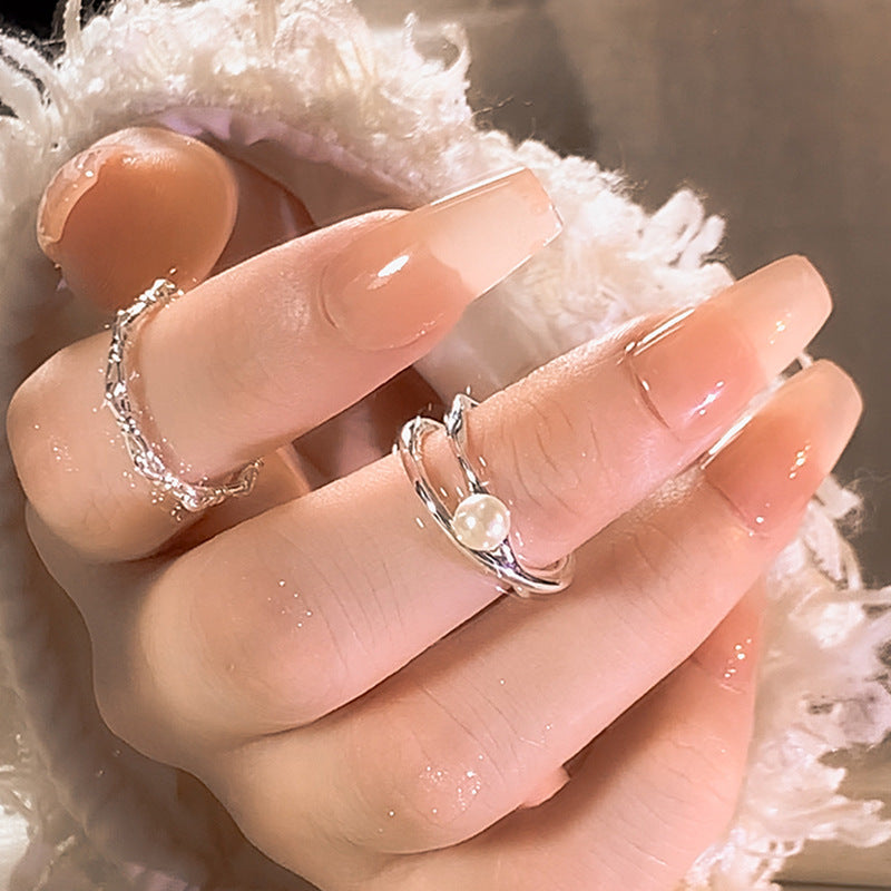 Beautiful Pearl Ring with Unique Style
