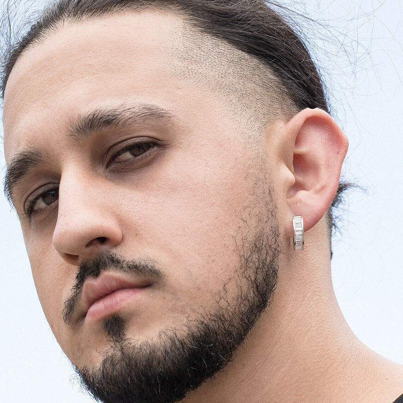 Charming Earring for Any Occasion
