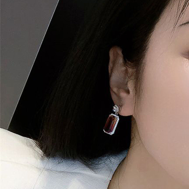 Romantic Earring for Special Moments