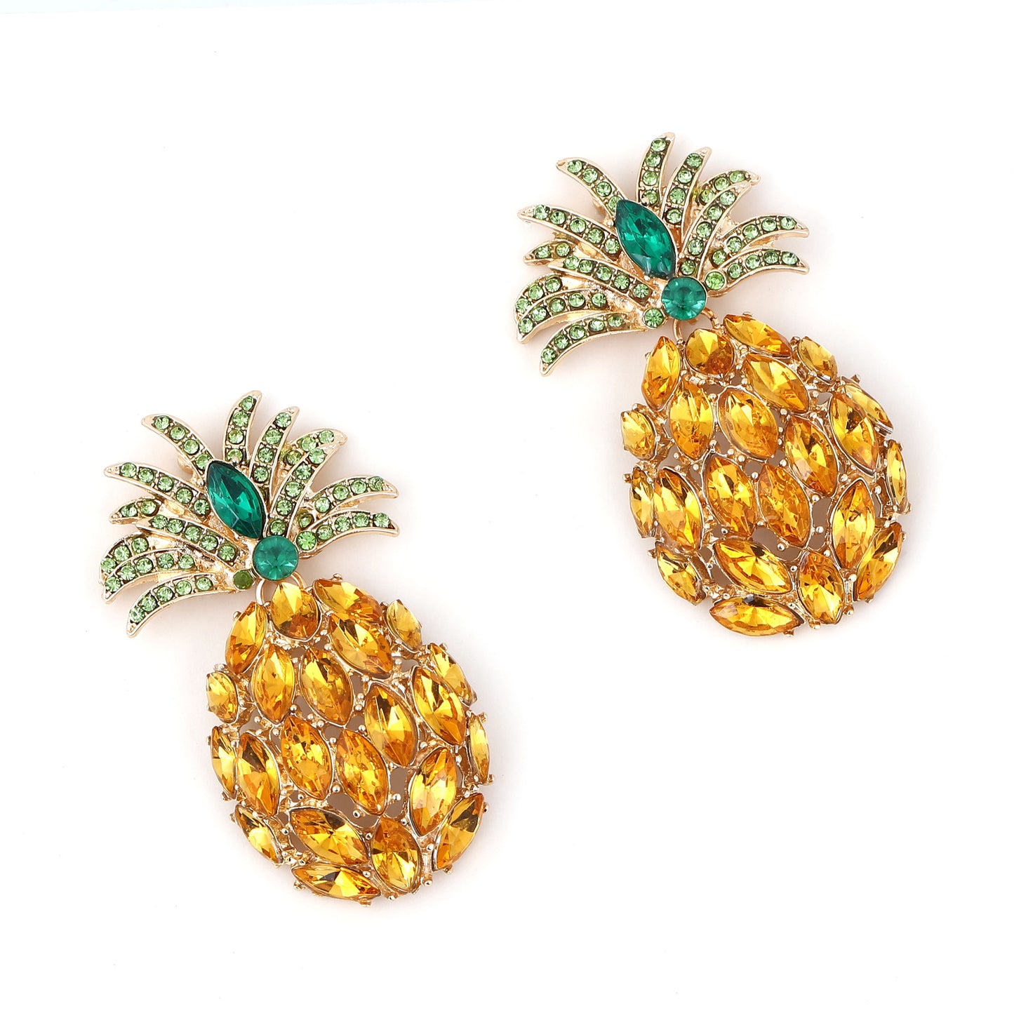 Charming Earring for Any Occasion