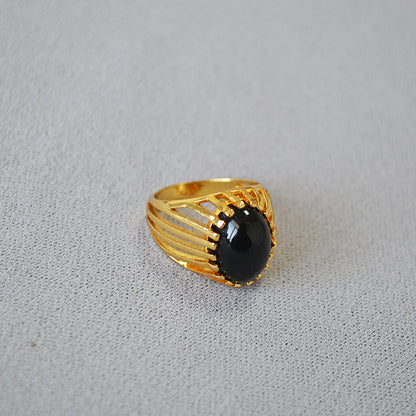Charming Gold Ring for Any Occasion