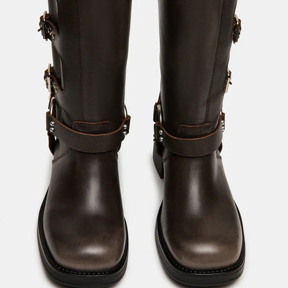 Graceful Orthopedic Boots for Modern Look