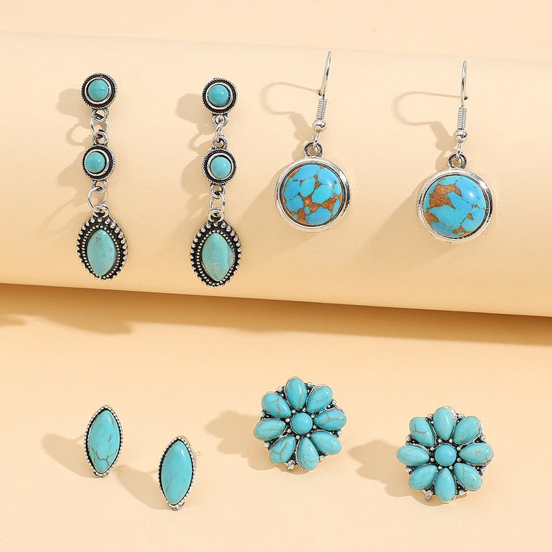 Classic Set with Timeless Appeal