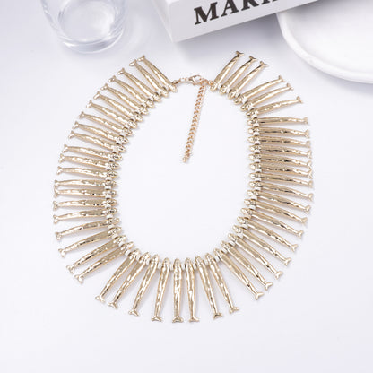 Classic Gold Necklace with Timeless Appeal