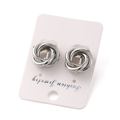 Charming Earring for Any Occasion