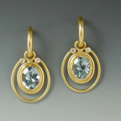 Beautiful Gold Earring with Unique Style