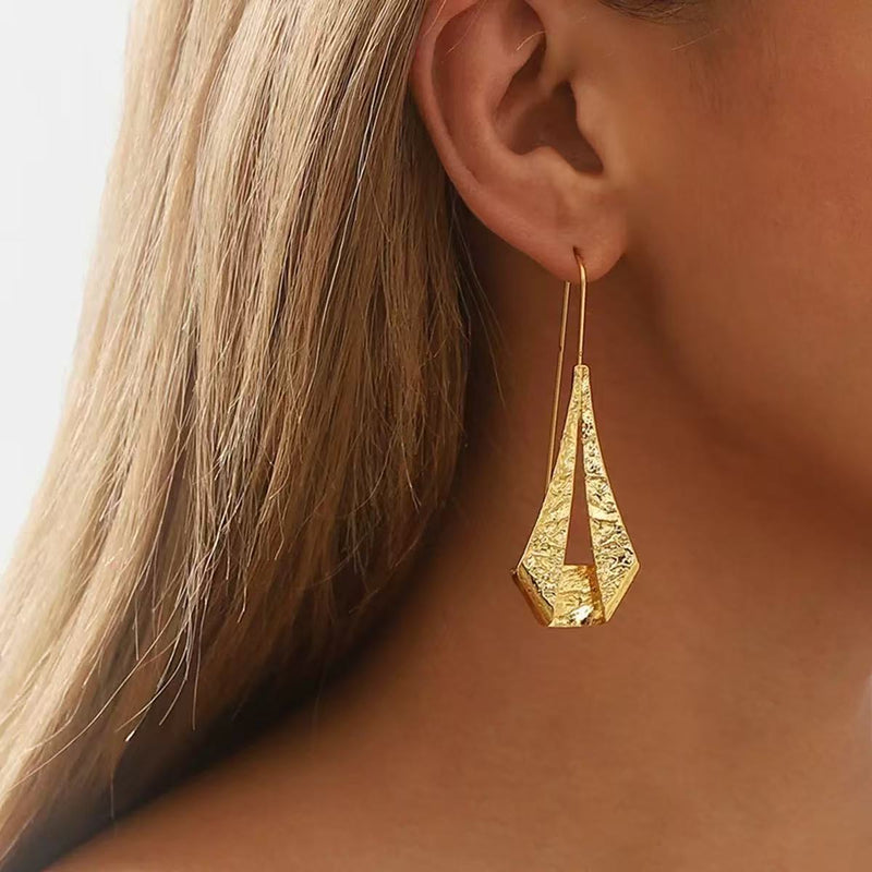 Stunning Earring for Daily Wear