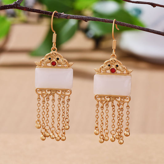 Elegant Gold Earring for Every Occasion