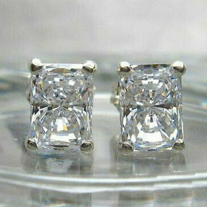 Stunning Gold Earring for Daily Wear