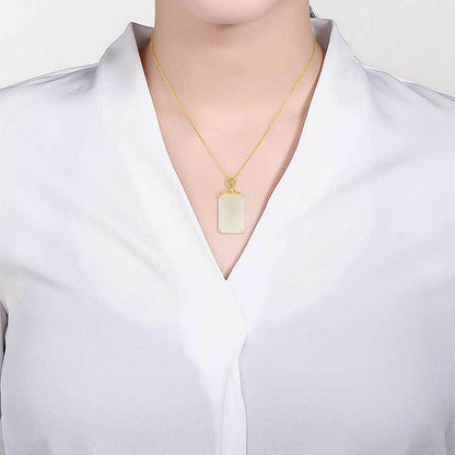 Beautiful Silver Necklace with Unique Style