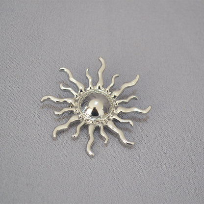 Delicate Artisan Gold Piece