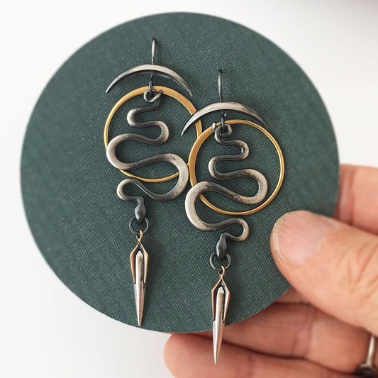 Charming Earring for Any Occasion