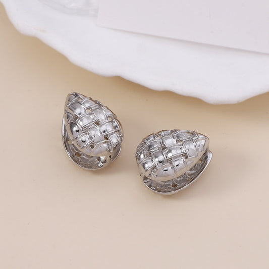 Classic Earring with Timeless Appeal