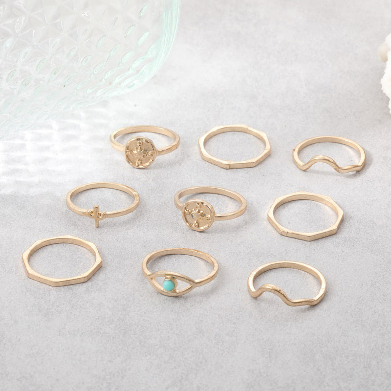 Romantic Gold Ring for Special Moments