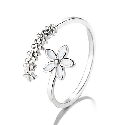 Charming Gold Ring for Any Occasion