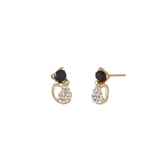 Elegant Gold Earring for Every Occasion