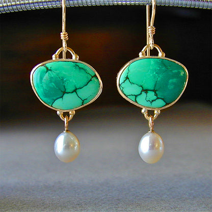 Charming Pearl Earring for Any Occasion
