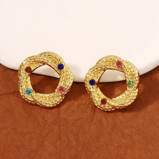 Charming Earring for Any Occasion