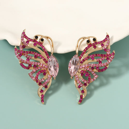 Charming Earring for Any Occasion