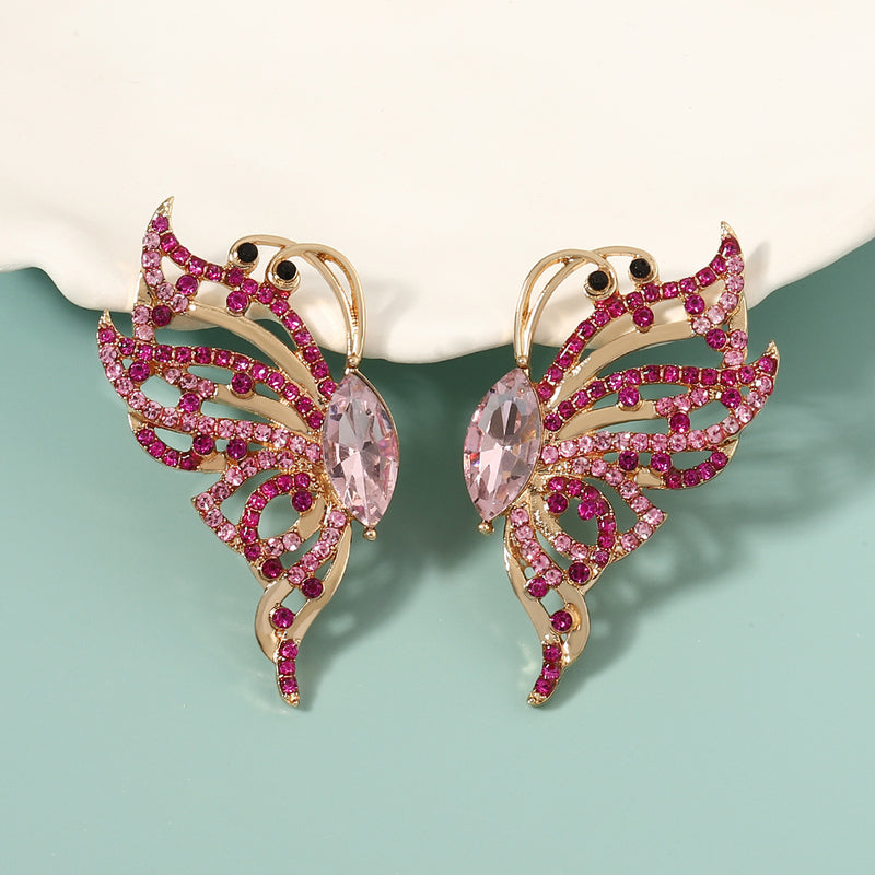 Charming Earring for Any Occasion
