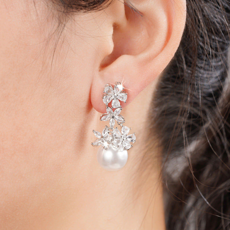 Romantic Pearl Earring for Special Moments