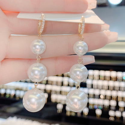 Romantic Pearl Earring for Special Moments