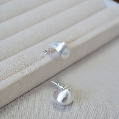 Beautiful Silver Earring with Unique Style