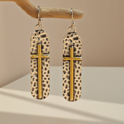 Charming Earring for Any Occasion