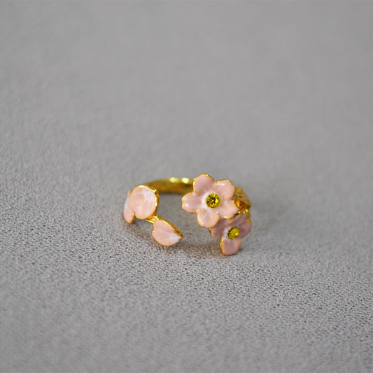 Charming Ring for Any Occasion
