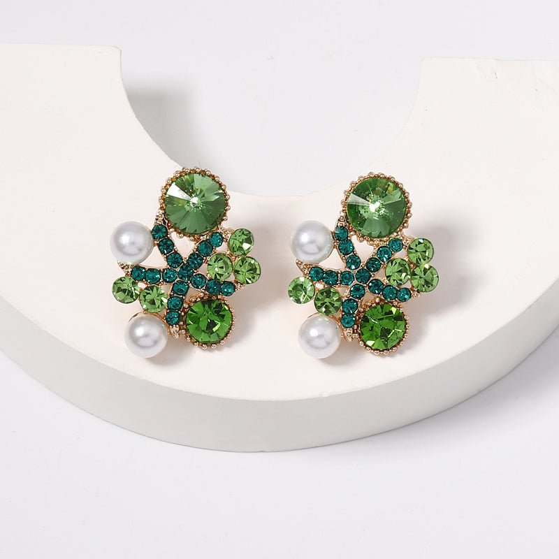 Beautiful Pearl Earring with Unique Style
