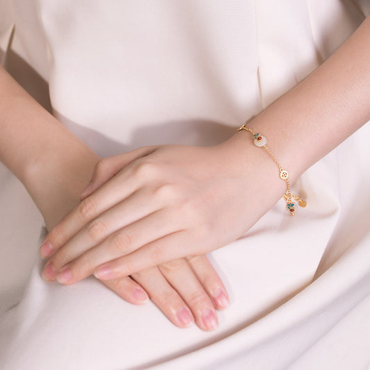 Stunning Silver Bracelet for Daily Wear