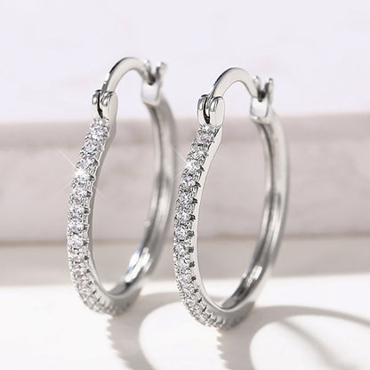 Charming Earring for Any Occasion
