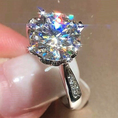 Classic Ring with Timeless Appeal
