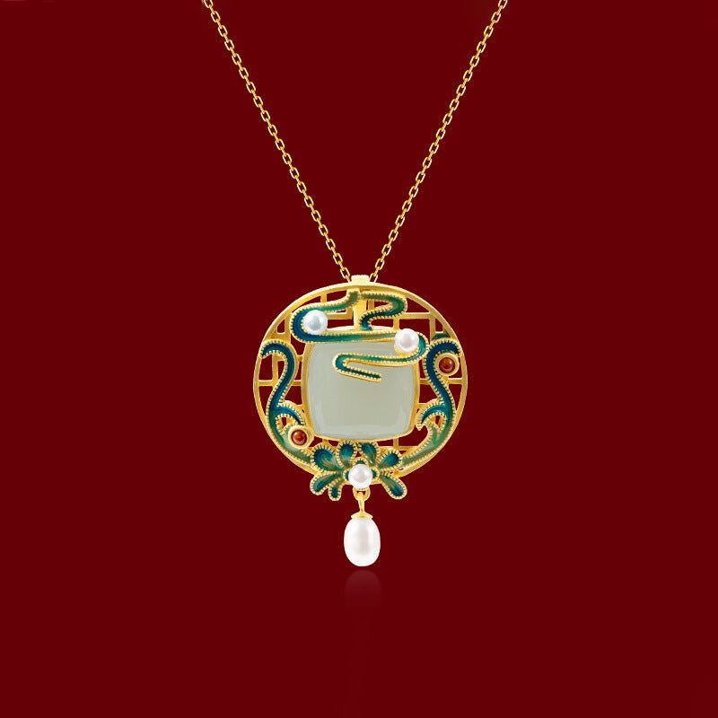Beautiful Silver Necklace with Unique Style