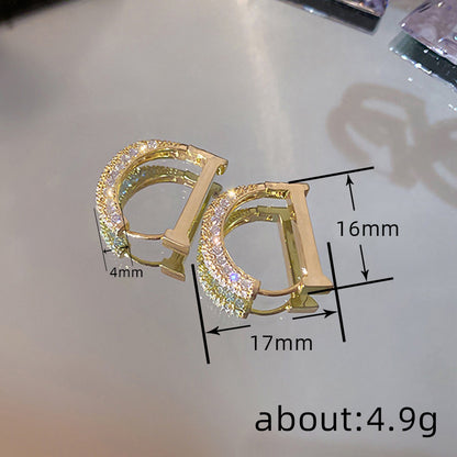 Classic Earring with Timeless Appeal