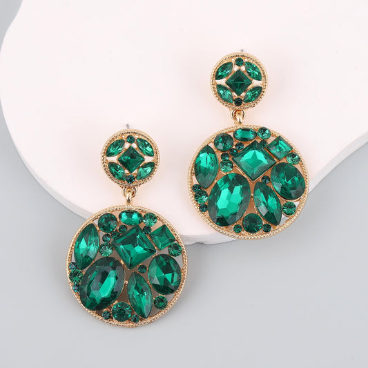 Charming Earring for Any Occasion