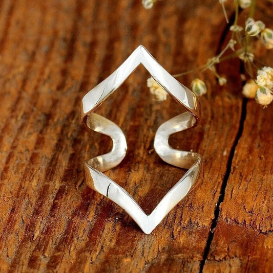 Stunning Ring for Daily Wear