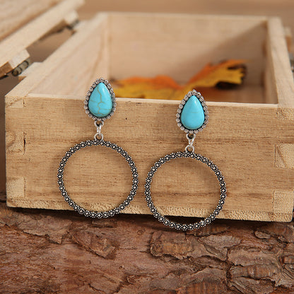 Beautiful Silver Earring with Unique Style