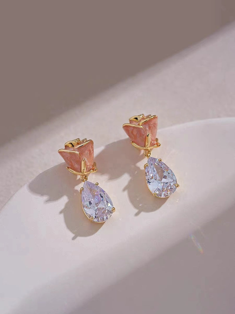 Romantic Earring for Special Moments