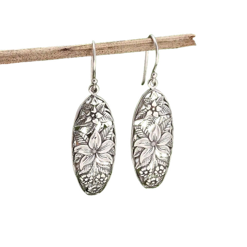 Charming Earring for Any Occasion