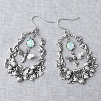 Romantic Silver Earring for Special Moments