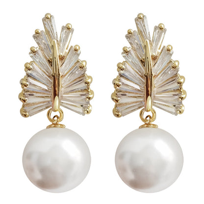 Classic Pearl Earring with Timeless Appeal