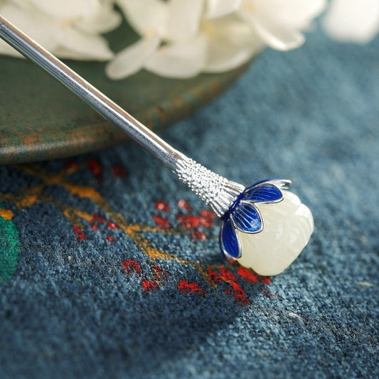 Beautiful Silver Piece with Unique Style