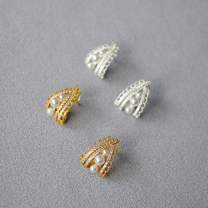 Romantic Silver Earring for Special Moments
