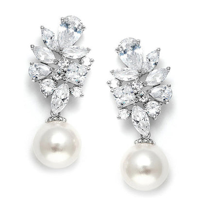 Beautiful Pearl Earring with Unique Style