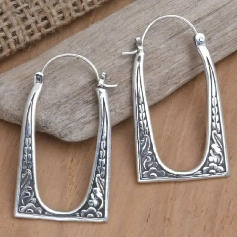 Elegant Earring for Every Occasion