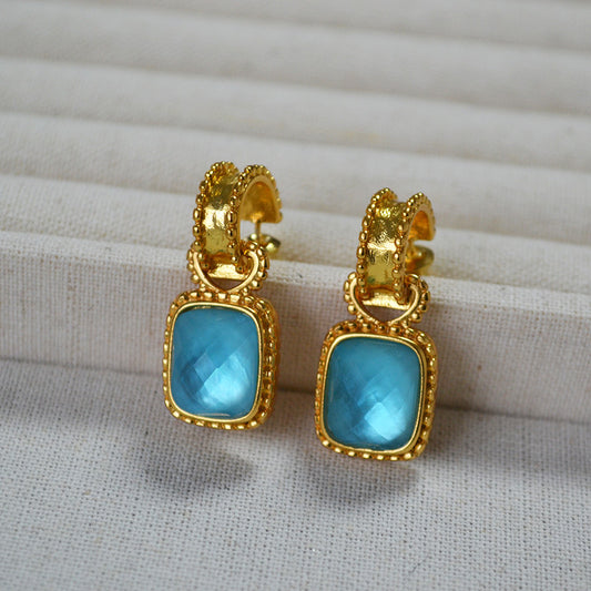Beautiful Silver Earring with Unique Style