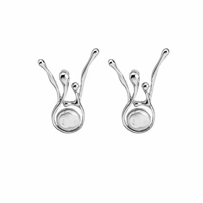 Classic Pearl Earring with Timeless Appeal