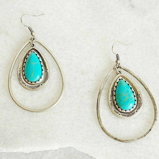 Romantic Silver Earring for Special Moments