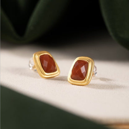 Classic Earring with Timeless Appeal
